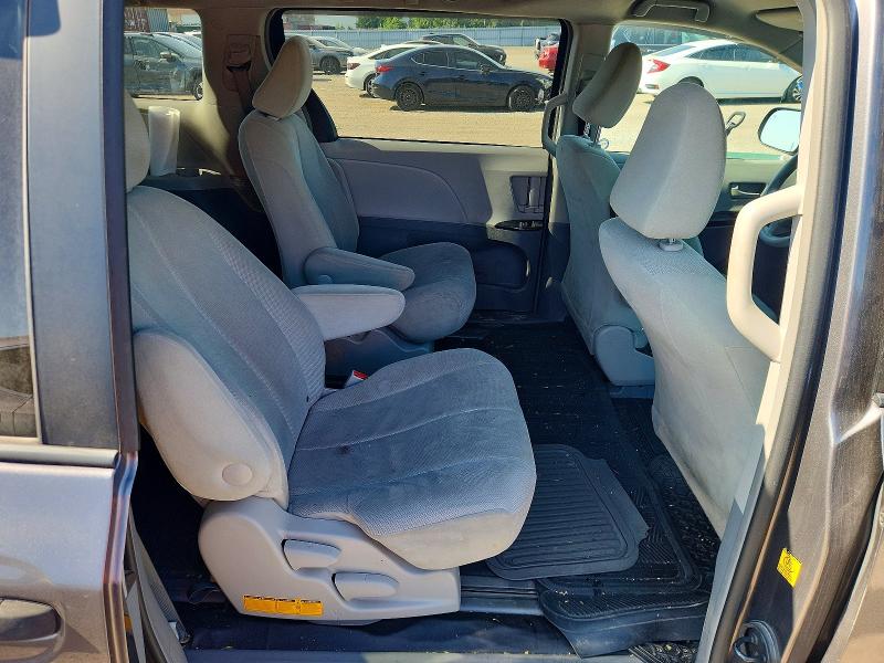 2012 Toyota Sienna მანქანა იყიდება აუქციონზე, vin: 5TDZK3DC8CS199212, აუქციონის ნომერი: 63026066