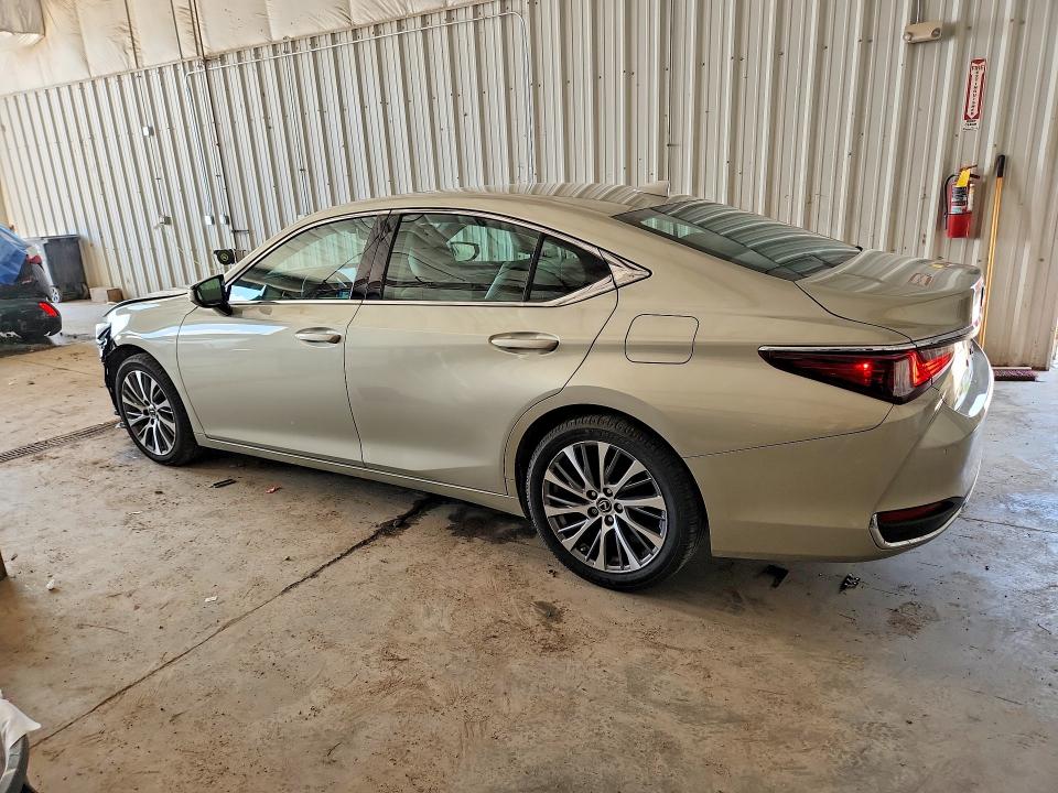 63649366 :رقم المزاد ، 58AD11D18MU006297 vin ، 2021 Lexus Es 250 مزاد بيع