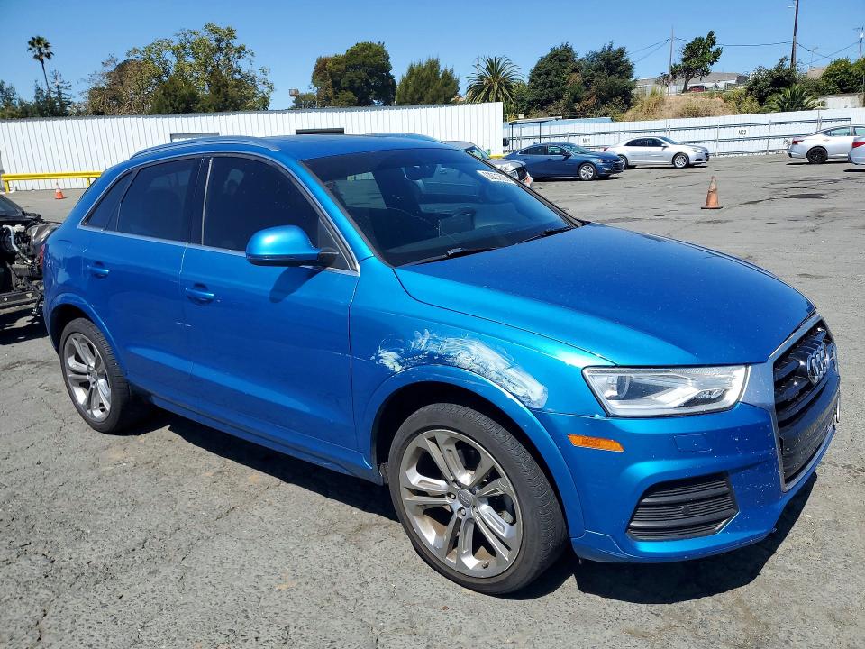Продажа на аукционе авто 2016 Audi Q3, vin: WA1EFCFSXGR009612, номер лота: 63621596