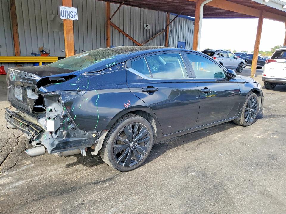 66467206 :رقم المزاد ، 1N4BL4CW8NN401285 vin ، 2022 Nissan Altima مزاد بيع