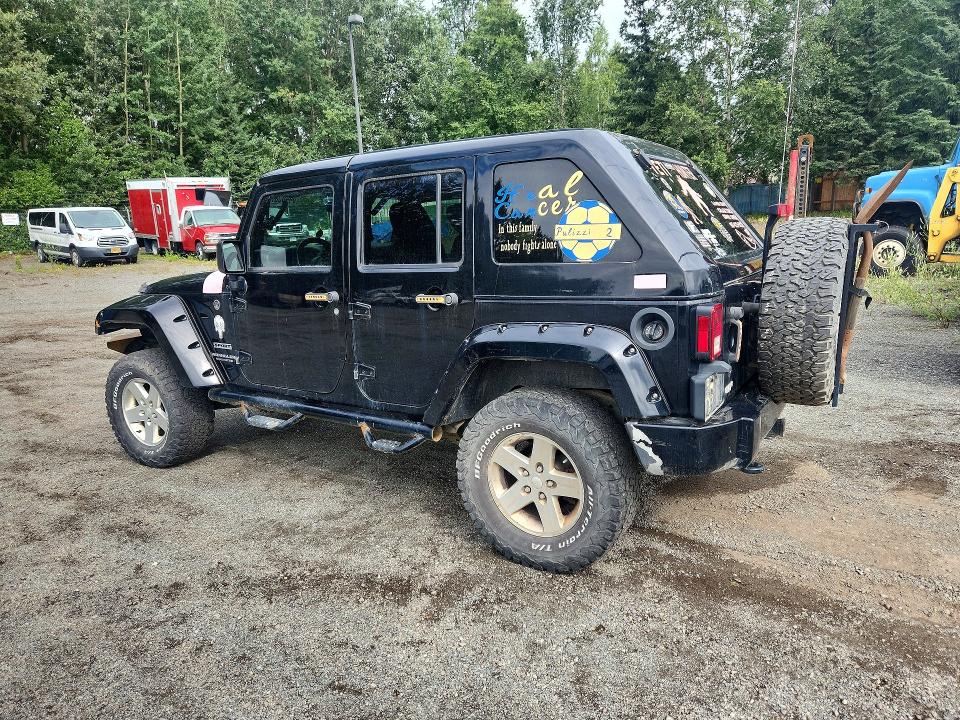 2015 Jeep Wrangler Unlimited მანქანა იყიდება აუქციონზე, vin: 1C4BJWDG1FL692194, აუქციონის ნომერი: 64465576