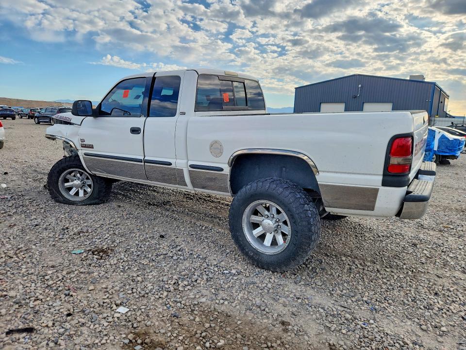 65826416 :رقم المزاد ، 3B7KF23681G712157 vin ، 2001 Dodge Ram 2500 مزاد بيع