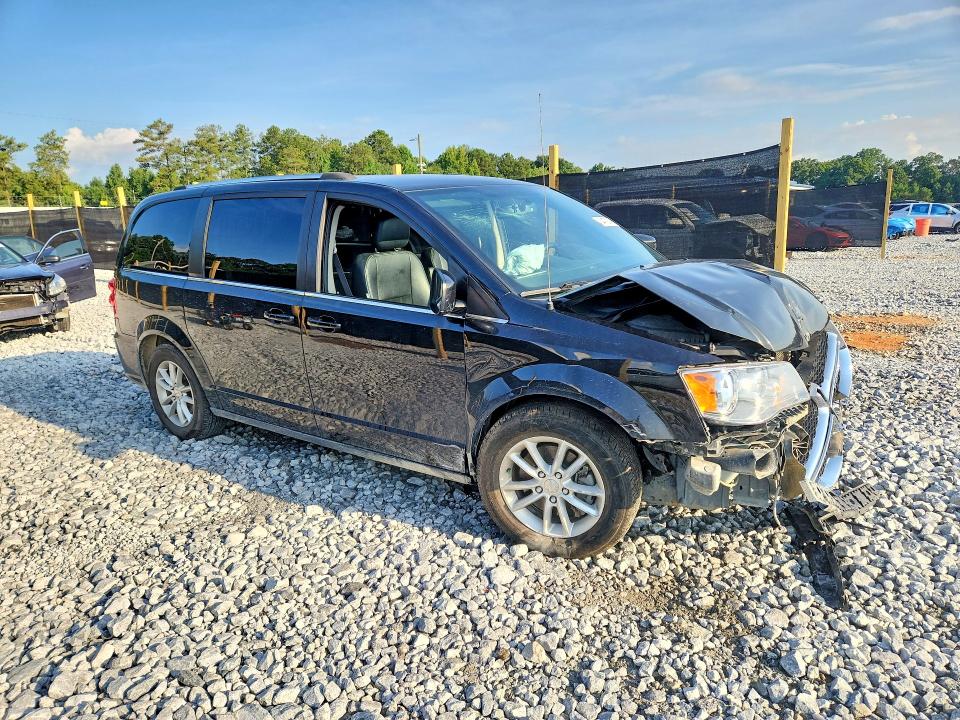 64479746 :رقم المزاد ، 2C4RDGCG1JR250352 vin ، 2018 Dodge Grand Caravan مزاد بيع