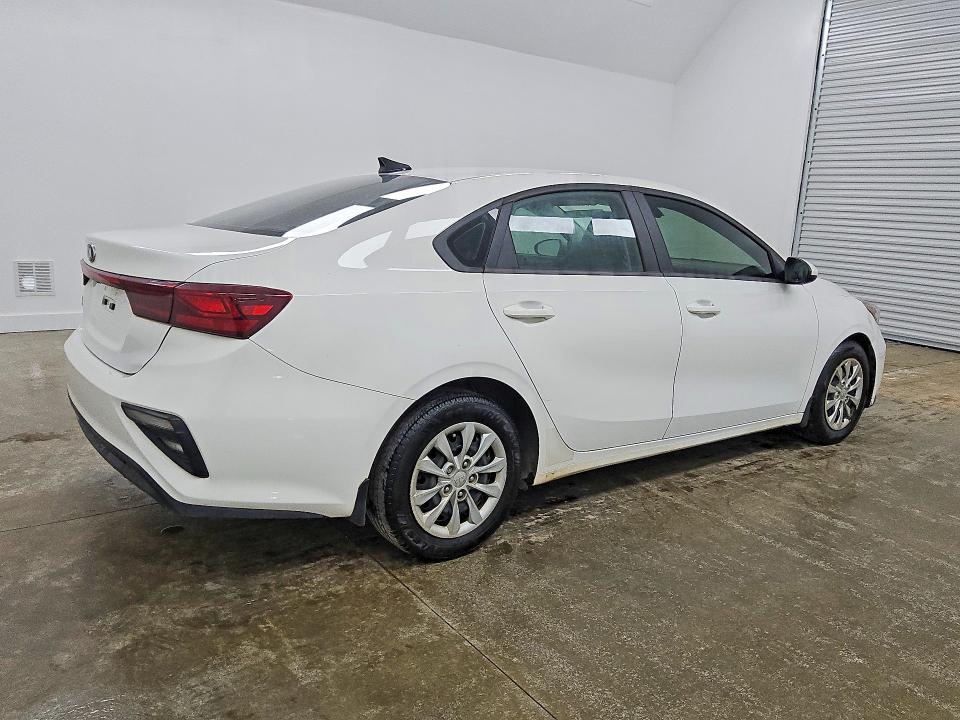 Продаж на аукціоні авто 2021 Kia Forte, vin: 3KPF24AD0ME401137, номер лоту: 61289826