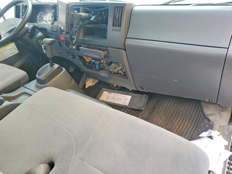 63434616 :رقم المزاد ، JALC4W16XK7010826 vin ، 2019 Isuzu Npr Hd مزاد بيع