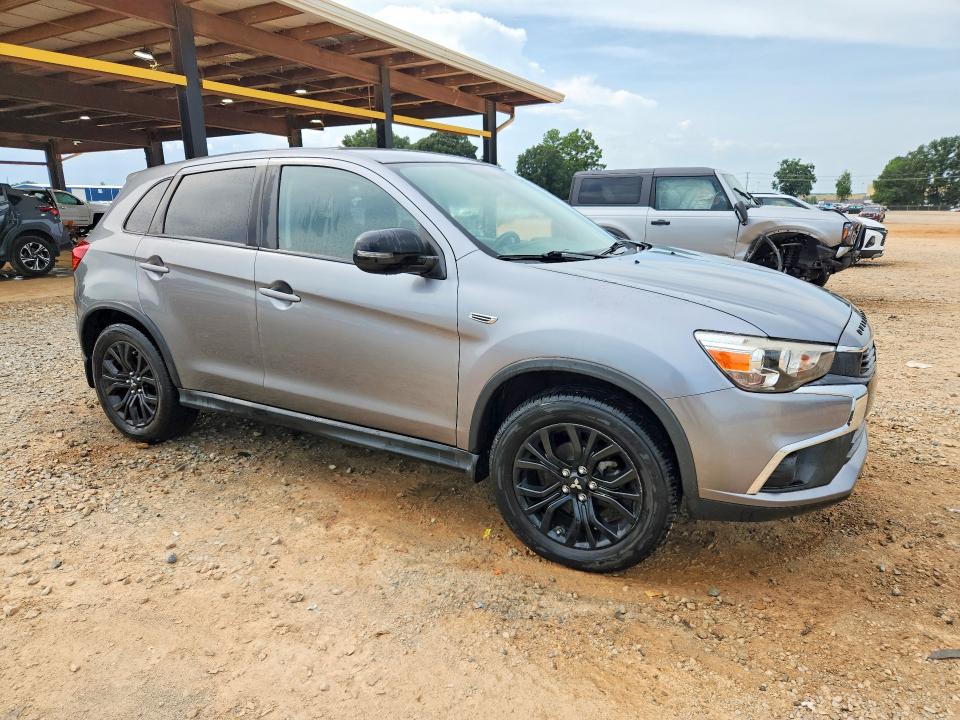 63901566 :رقم المزاد ، JA4AP3AU3HZ045079 vin ، 2017 Mitsubishi Outlander Sport مزاد بيع