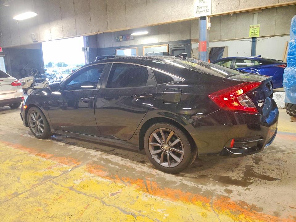 64673936 :رقم المزاد ، 19XFC1F3XME008421 vin ، 2021 Honda Civic مزاد بيع