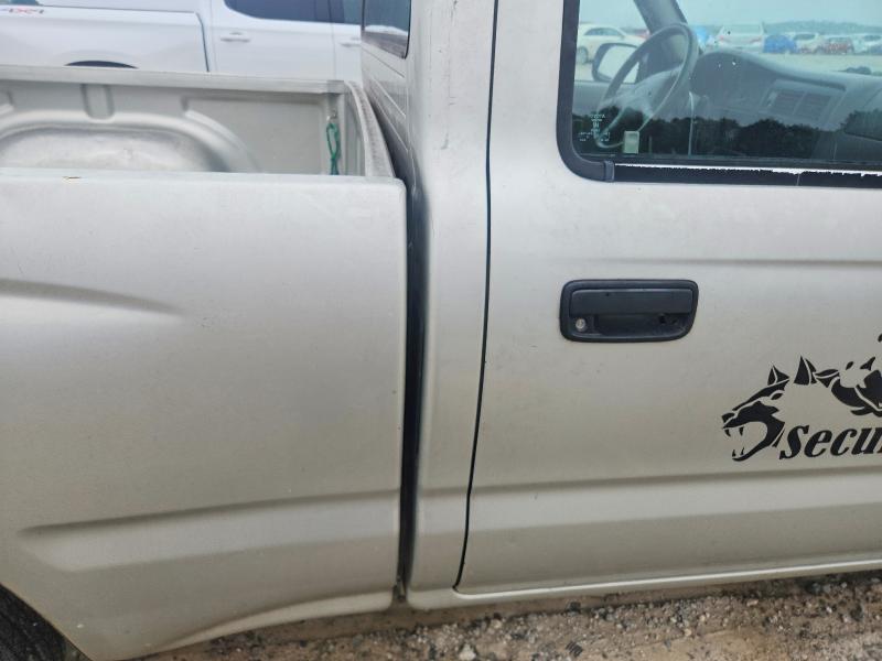 63813396 :رقم المزاد ، 5TENL42N61Z828603 vin ، 2001 Toyota Tacoma مزاد بيع