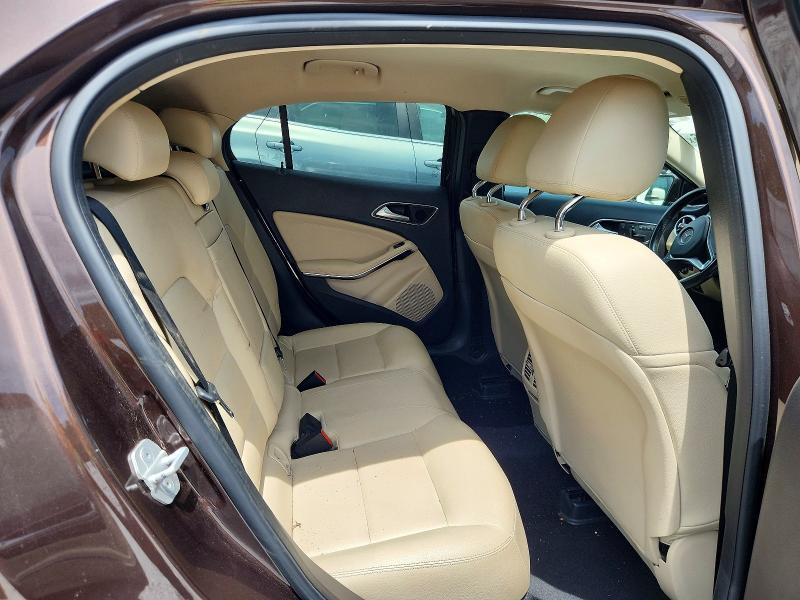 2015 Mercedes-benz Gla მანქანა იყიდება აუქციონზე, vin: WDCTG4GB9FJ176940, აუქციონის ნომერი: 64633306