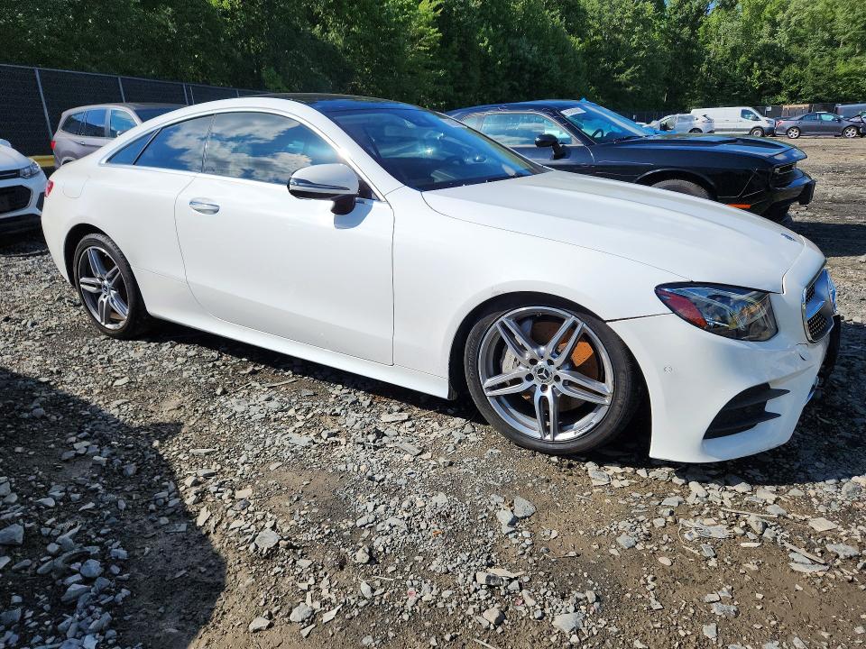 63812076 :رقم المزاد ، WDD1J6GBXJF024161 vin ، 2018 Mercedes-benz E مزاد بيع