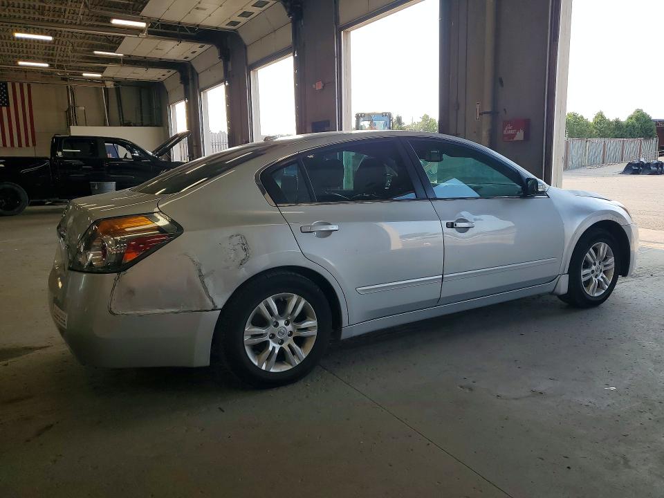 2011 Nissan Altima მანქანა იყიდება აუქციონზე, vin: 1N4AL2AP9BN465388, აუქციონის ნომერი: 64807276
