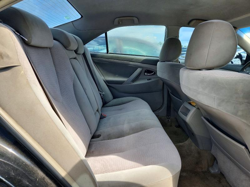 63659026 :رقم المزاد ، 4T1BF3EK6BU201587 vin ، 2011 Toyota Camry مزاد بيع