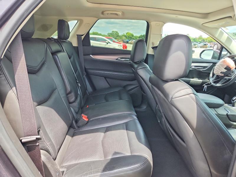 65505186 :رقم المزاد ، 1GYKNDRS1HZ136242 vin ، 2017 Cadillac Xt5 مزاد بيع