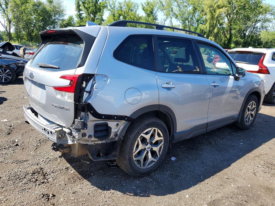 2021 Subaru Forester მანქანა იყიდება აუქციონზე, vin: JF2SKAJC5MH488310, აუქციონის ნომერი: 62215116