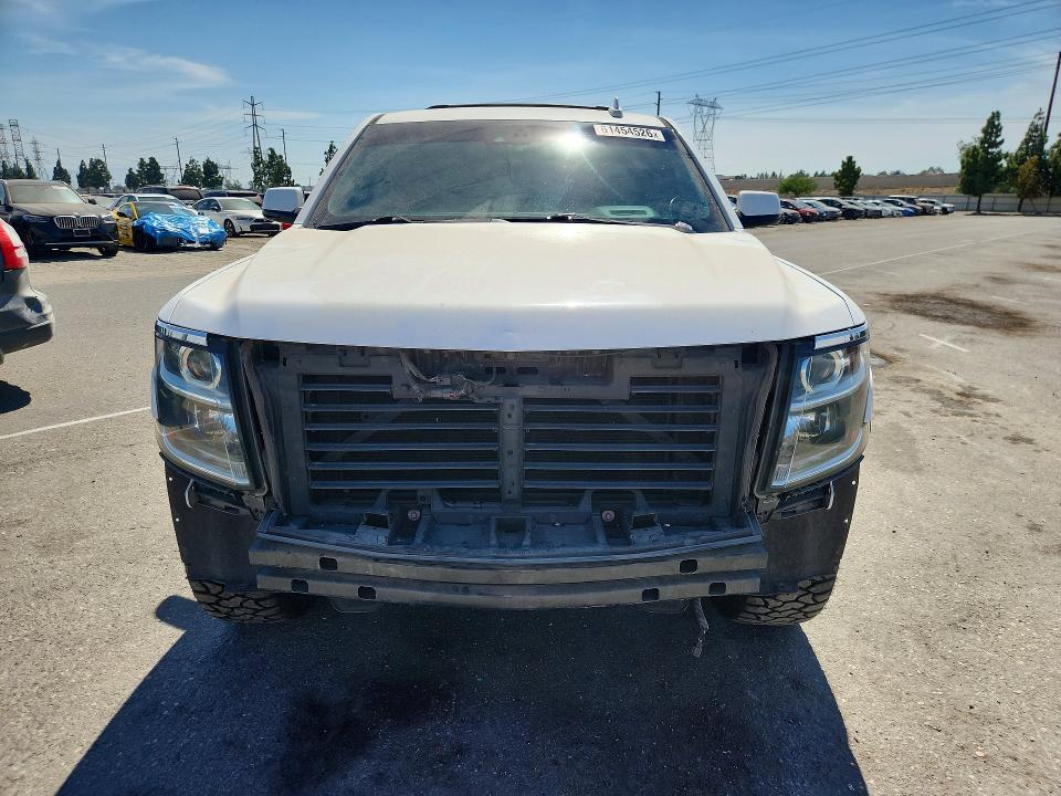 Продажа на аукционе авто 2017 Chevrolet Suburban, vin: 1GNSCJKC7HR194862, номер лота: 61454526