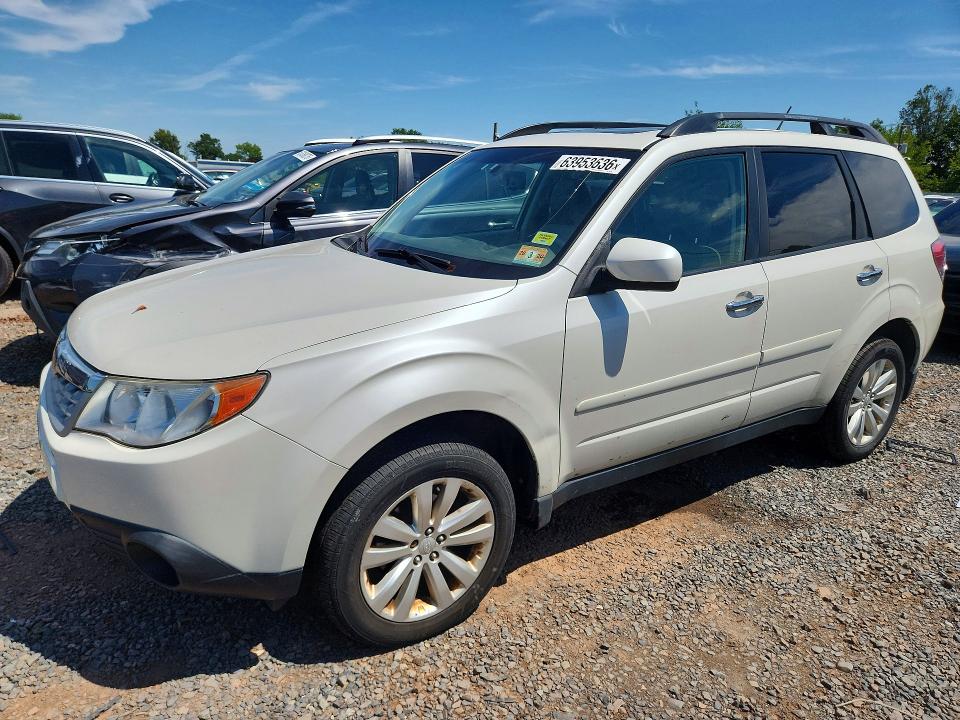 Продажа на аукционе авто 2013 Subaru Forester, vin: JF2SHAEC2DH439350, номер лота: 63953636