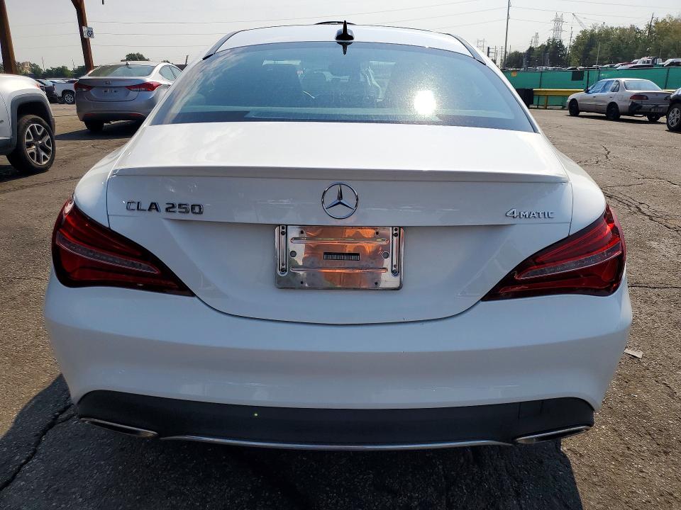 64819936 :رقم المزاد ، WDDSJ4GB5KN722127 vin ، 2019 Mercedes-benz Cla مزاد بيع
