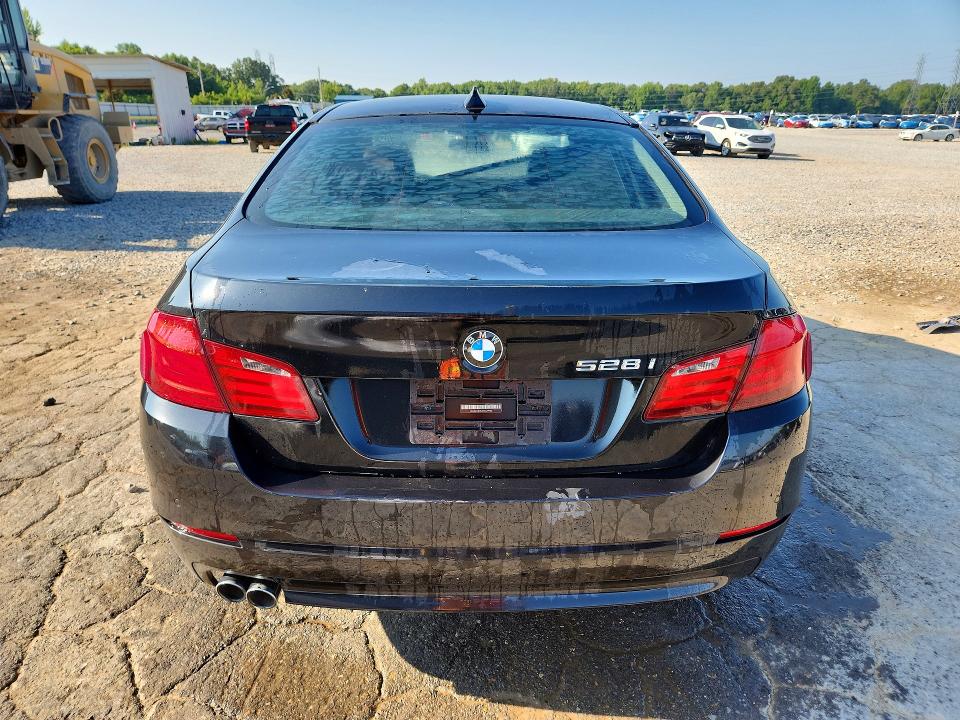 63400816 :رقم المزاد ، WBAFR1C52BC672900 vin ، 2011 Bmw 528 مزاد بيع