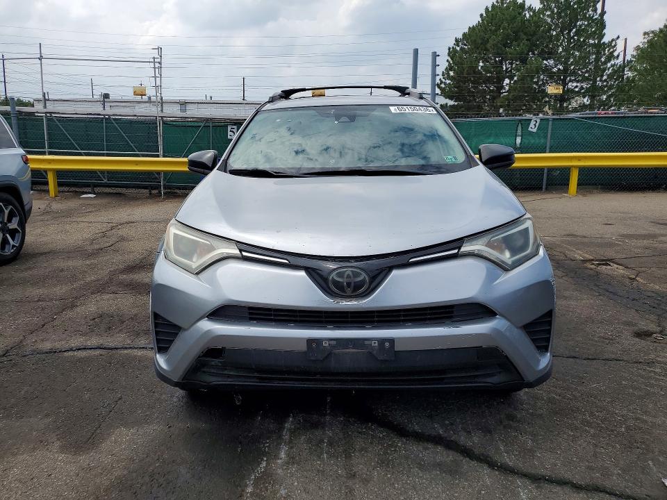 2017 Toyota Rav4 მანქანა იყიდება აუქციონზე, vin: 2T3BFREV4HW541057, აუქციონის ნომერი: 65150436