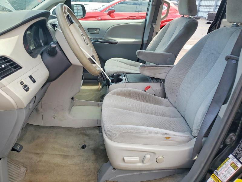 Продажа на аукционе авто 2014 Toyota Sienna, vin: 5TDKK3DC3ES473999, номер лота: 63713216