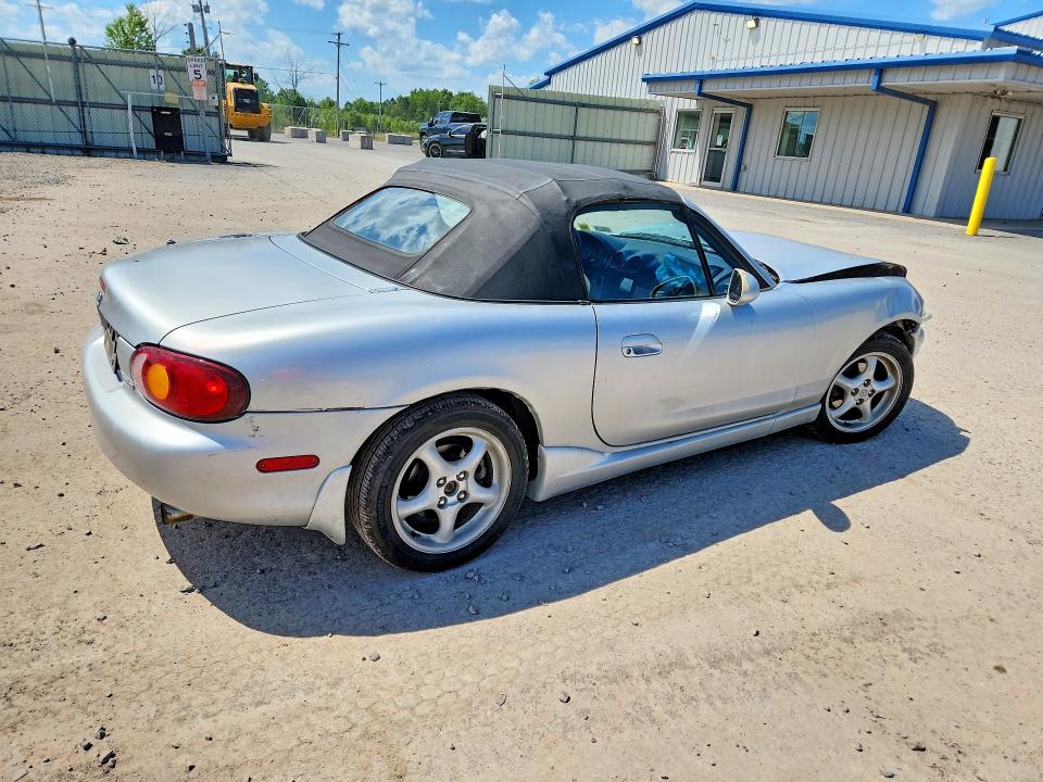 63772896 :رقم المزاد ، JM1NB3533Y0154699 vin ، 2000 Mazda Mx-5 Miata مزاد بيع