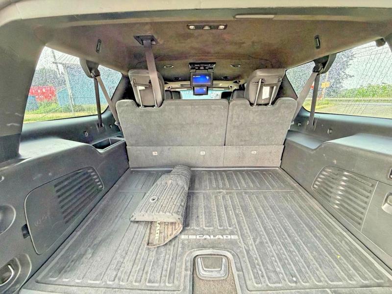 Продажа на аукционе авто 2020 Cadillac Escalade, vin: 1GYS4KKJ2LR110640, номер лота: 64413616