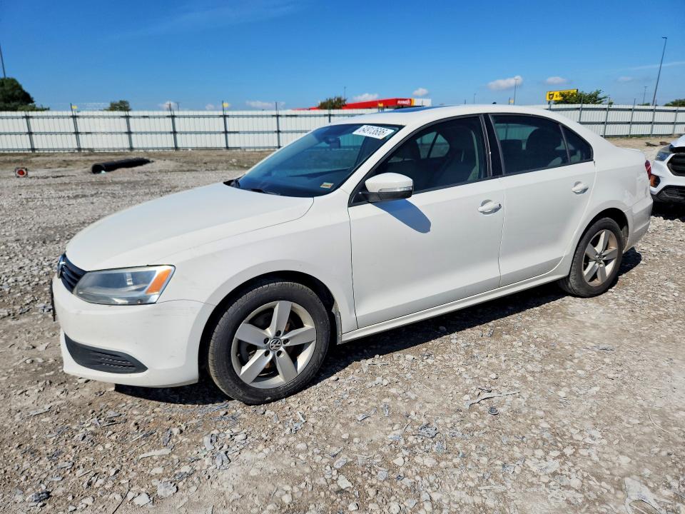 64913686 :رقم المزاد ، 3VWLL7AJ5BM123052 vin ، 2011 Volkswagen Jetta مزاد بيع
