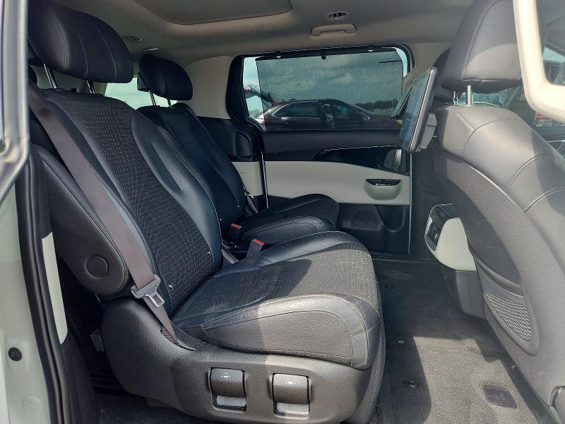 65259856 :رقم المزاد ، KNDNE5H30P6216408 vin ، 2023 Kia Carnival مزاد بيع