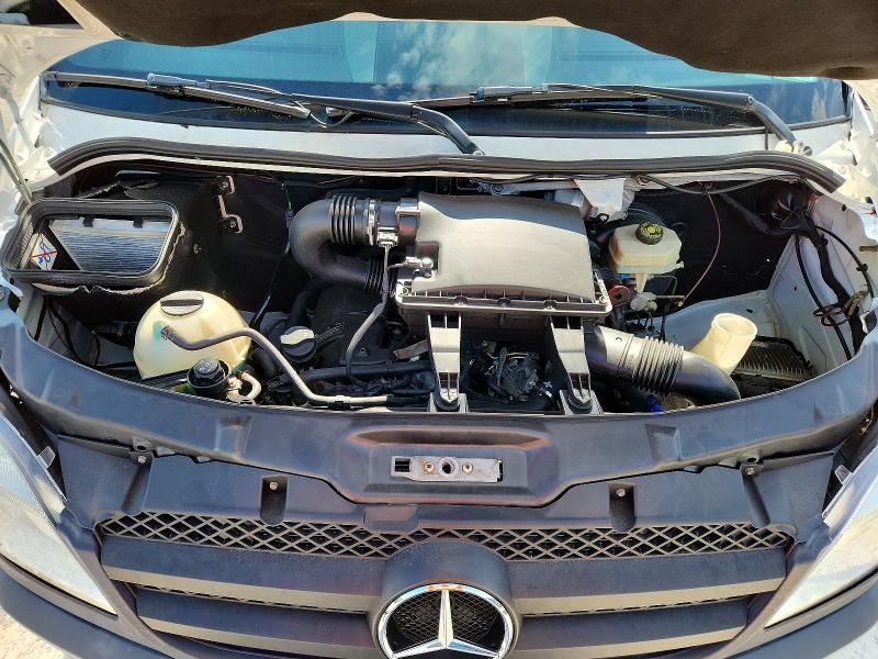 64439986 :رقم المزاد ، WD3PF1CC9D5754221 vin ، 2013 Mercedes-benz Sprinter مزاد بيع