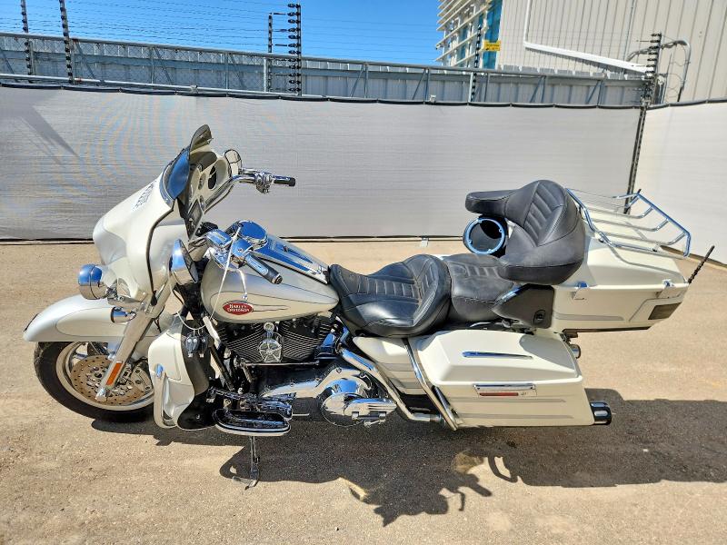 66413886 :رقم المزاد ، 5HD1PR8168Y951521 vin ، 2008 Harley-davidson Flhtcuse3 مزاد بيع