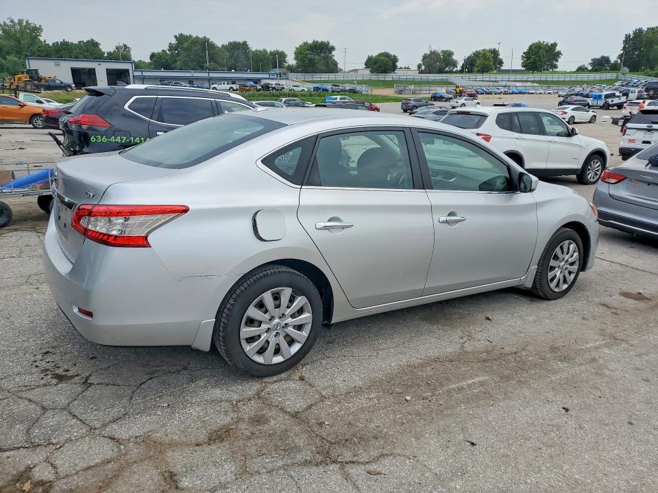 Aukcja sprzedaży 2015 Nissan Sentra, vin: 3N1AB7AP8FY301944, numer aukcji: 61510976