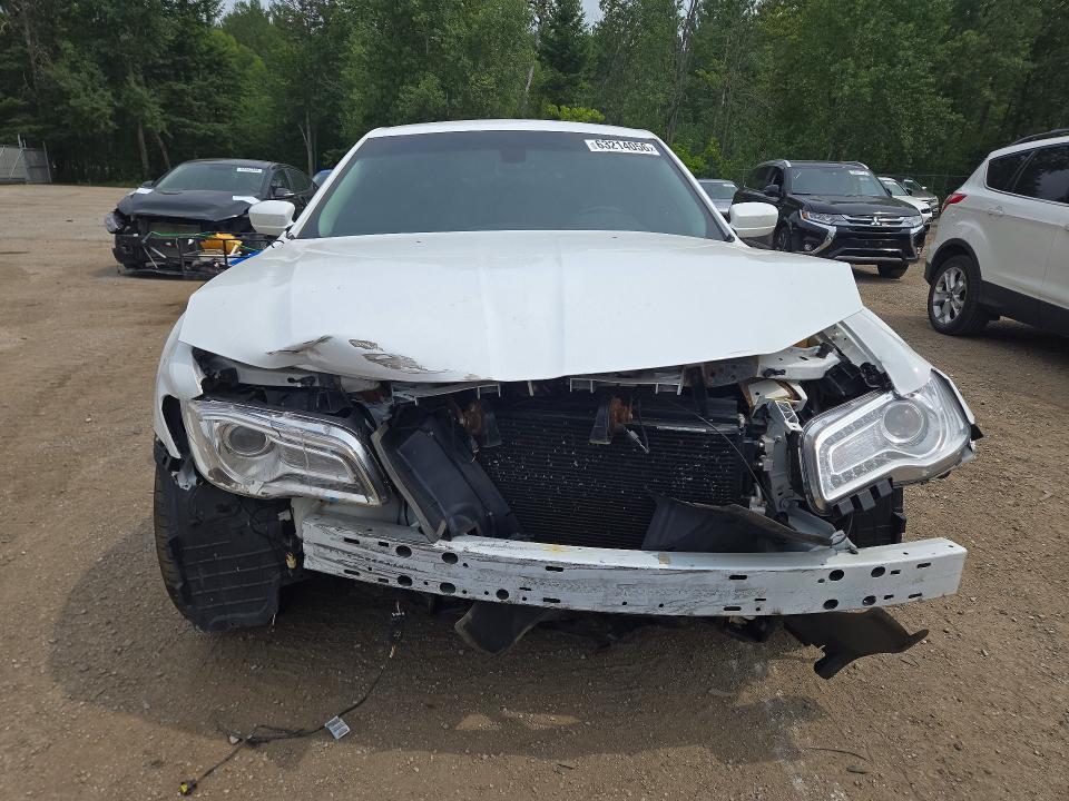 2016 Chrysler 300 მანქანა იყიდება აუქციონზე, vin: 2C3CCARG7GH224757, აუქციონის ნომერი: 63214056