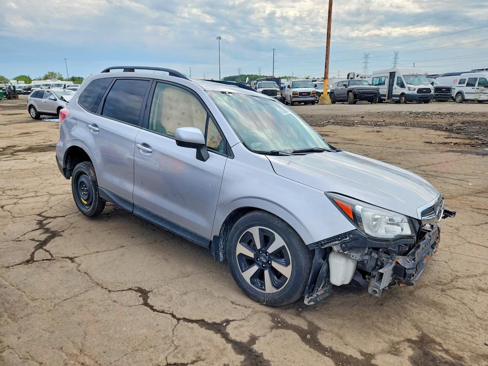 67238356 :رقم المزاد ، JF2SJAEC3HH477860 vin ، 2017 Subaru Forester مزاد بيع