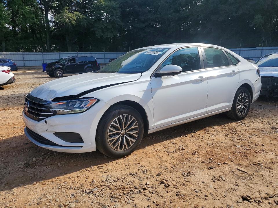 63635526 :رقم المزاد ، 3VWC57BU7MM016669 vin ، 2021 Volkswagen Jetta مزاد بيع