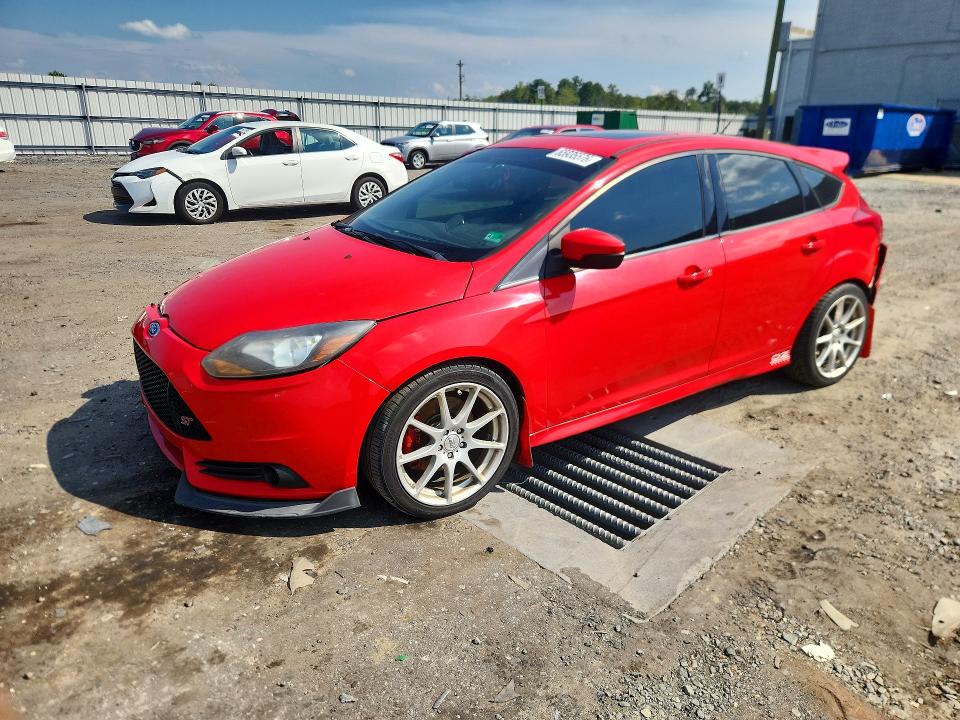 65935576 :رقم المزاد ، 1FADP3L93DL175393 vin ، 2013 Ford Focus مزاد بيع