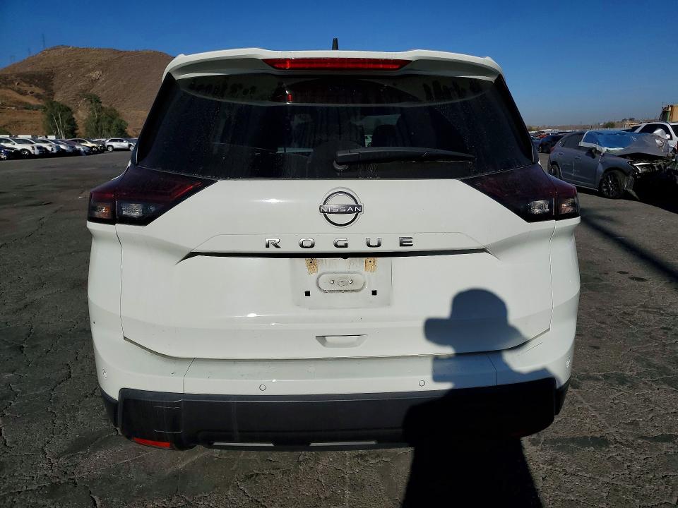 Продажа на аукционе авто 2024 Nissan Rogue, vin: 5N1BT3AA7RC670662, номер лота: 63597256