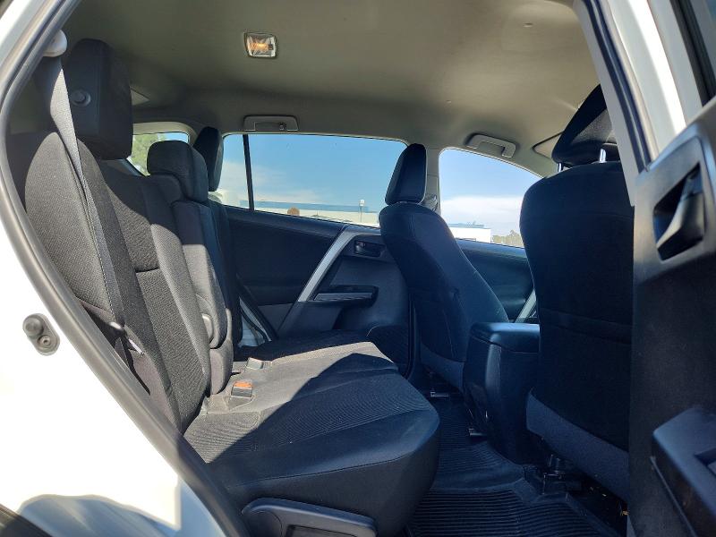 Продаж на аукціоні авто 2018 Toyota Rav4, vin: 2T3ZFREV2JW415106, номер лоту: 63407166
