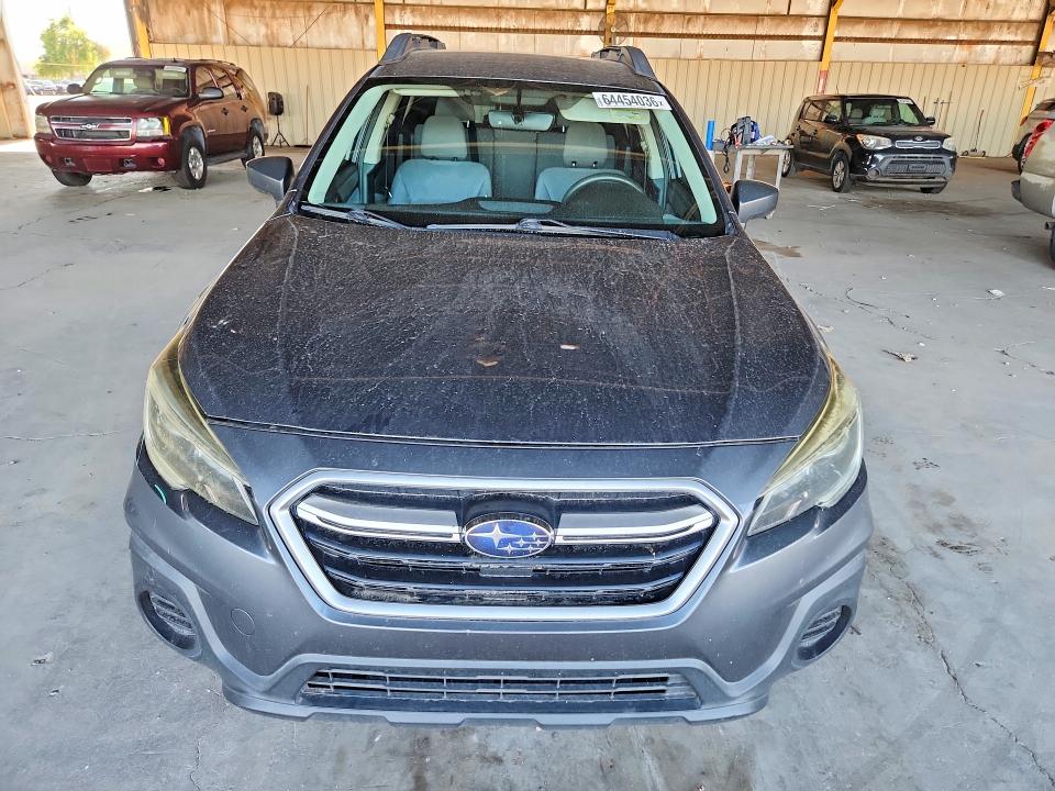 64454036 :رقم المزاد ، 4S4BSAAC0J3307410 vin ، 2018 Subaru Outback مزاد بيع