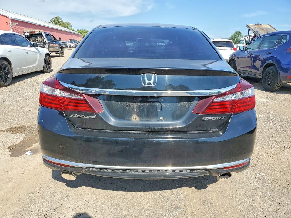 66426076 :رقم المزاد ، 1HGCR2F59HA802782 vin ، 2017 Honda Accord مزاد بيع