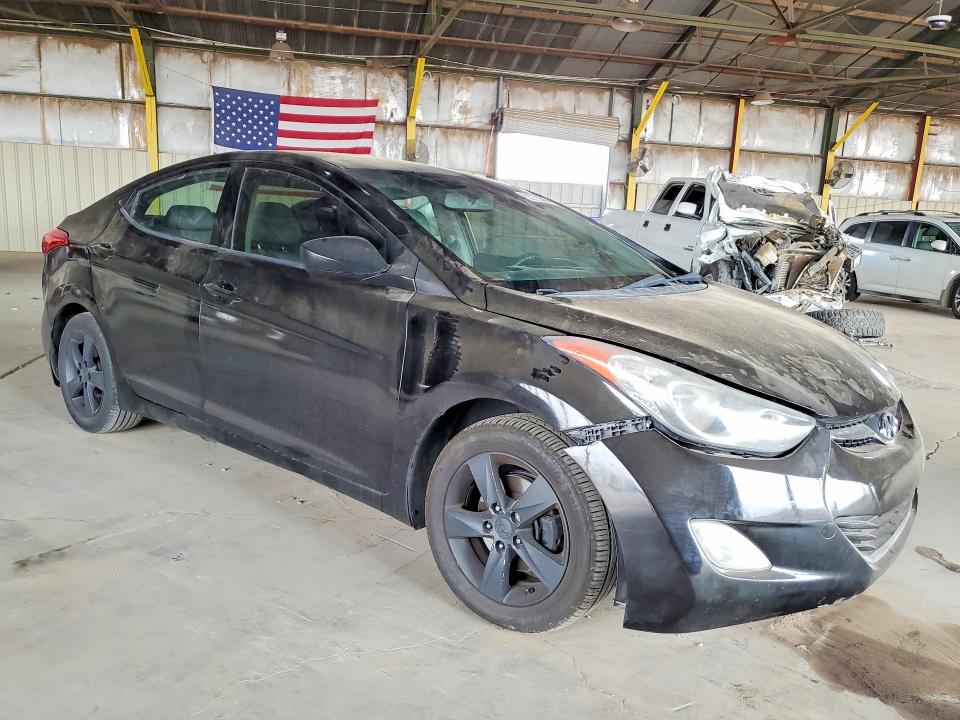 63773566 :رقم المزاد ، KMHDH4AE0DU668063 vin ، 2013 Hyundai Elantra مزاد بيع