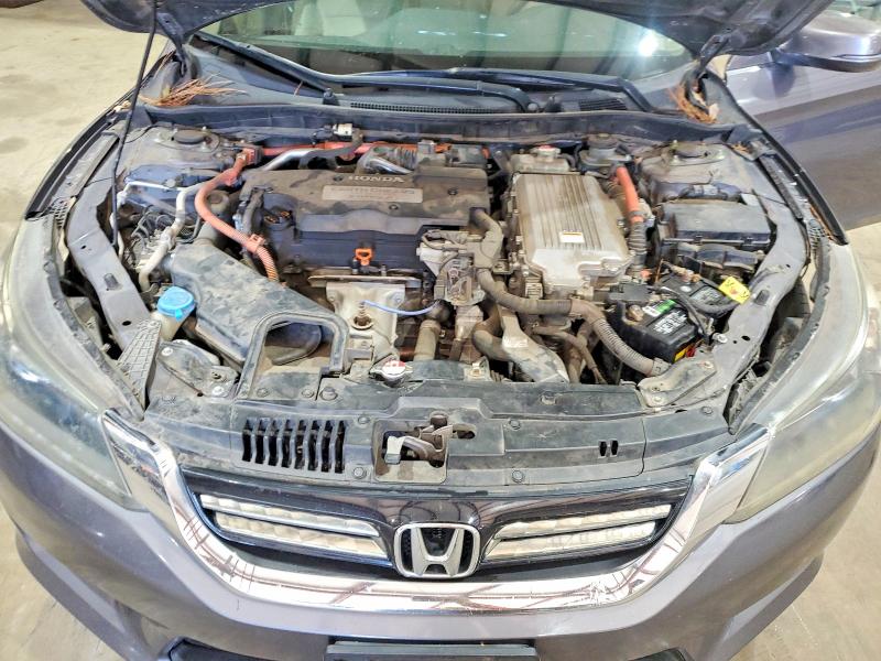 2015 Honda Accord მანქანა იყიდება აუქციონზე, vin: 1HGCR6F55FA010665, აუქციონის ნომერი: 65861096
