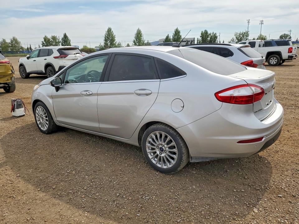 64101366 :رقم المزاد ، 3FADP4CJ7FM184146 vin ، 2015 Ford Fiesta مزاد بيع