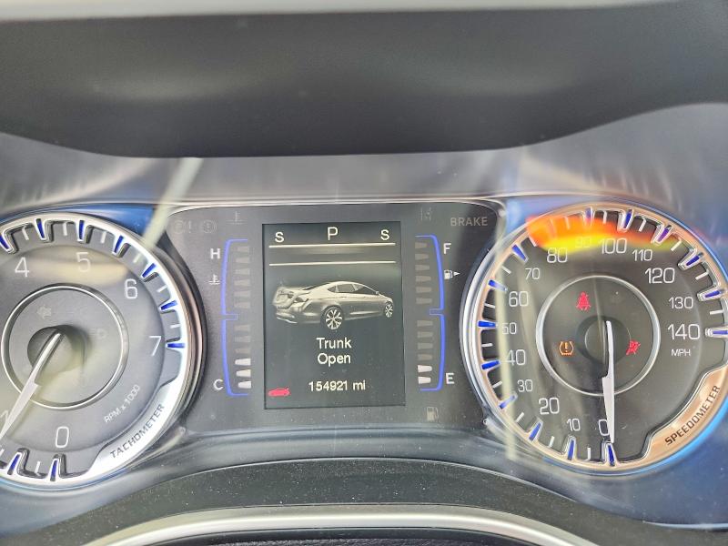 63444116 :رقم المزاد ، 1C3CCCAB0FN502335 vin ، 2015 Chrysler 200 مزاد بيع