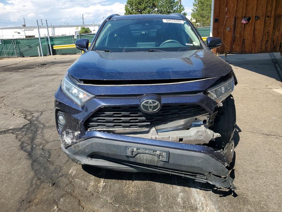 Продаж на аукціоні авто 2021 Toyota Rav4, vin: 2T3A1RFV7MW149578, номер лоту: 64574336