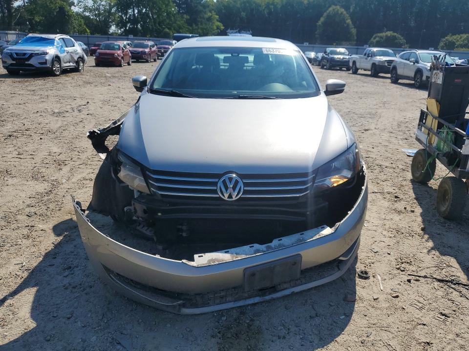 66370936 :رقم المزاد ، 1VWBP7A33DC120320 vin ، 2013 Volkswagen Passat مزاد بيع