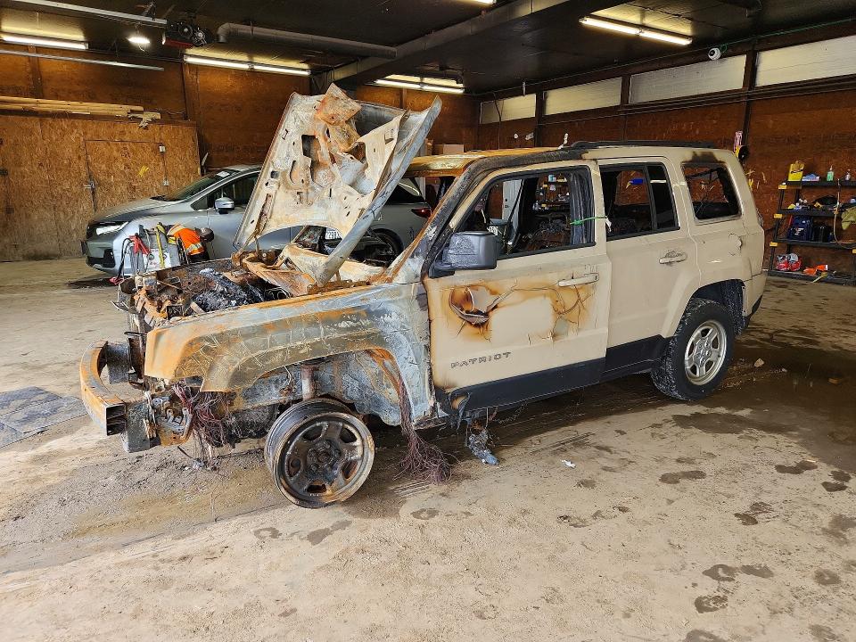 63229216 :رقم المزاد ، 1C4NJRBB6HD139169 vin ، 2017 Jeep Patriot مزاد بيع