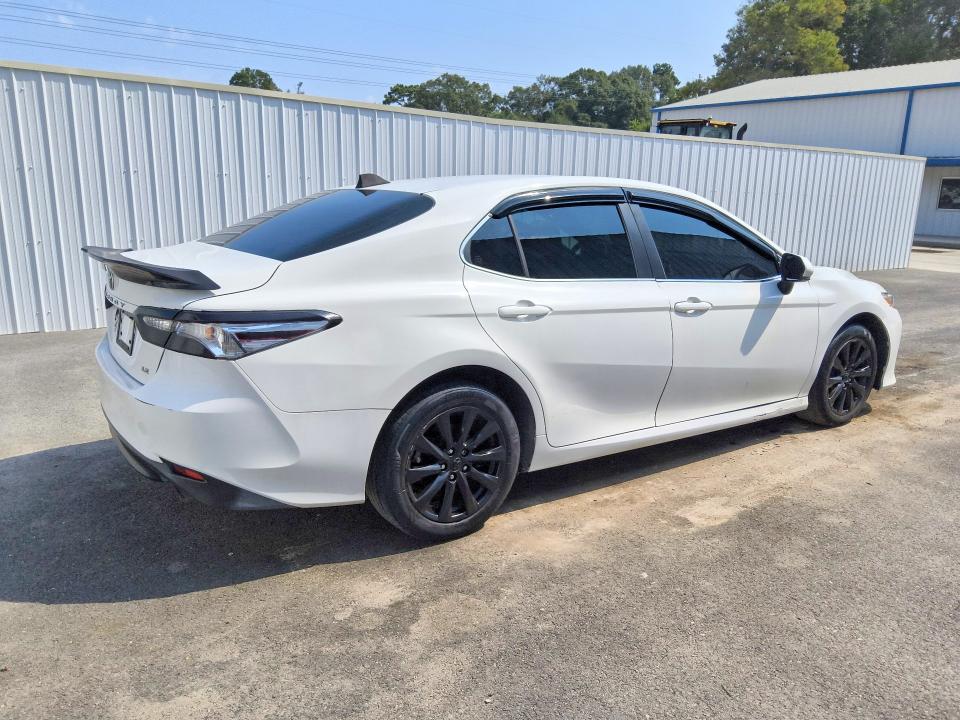 Продаж на аукціоні авто 2018 Toyota Camry, vin: JTNB11HK1J3049771, номер лоту: 64097456
