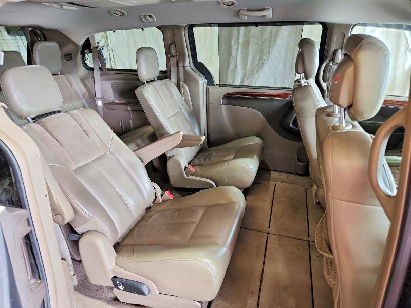 63658286 :رقم المزاد ، 2A4RR6DG0BR783637 vin ، 2011 Chrysler Town & Country مزاد بيع