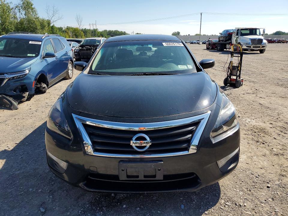 Продажа на аукционе авто 2015 Nissan Altima, vin: 1N4AL3APXFN402246, номер лота: 66626176