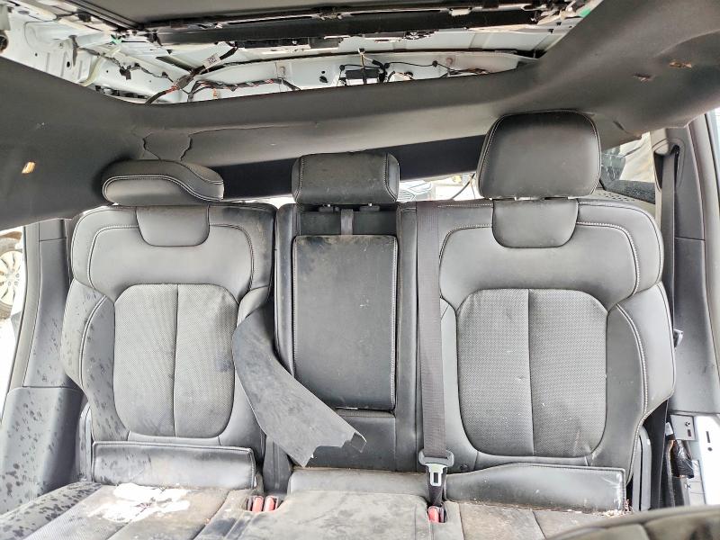 64776576 :رقم المزاد ، 1C4RJYD62N8717512 vin ، 2022 Jeep Grand Cherokee مزاد بيع